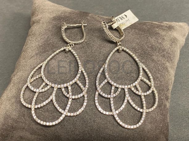 Brincos em prata