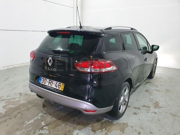 Renault Clio 1.5 DCI · Ano 2014