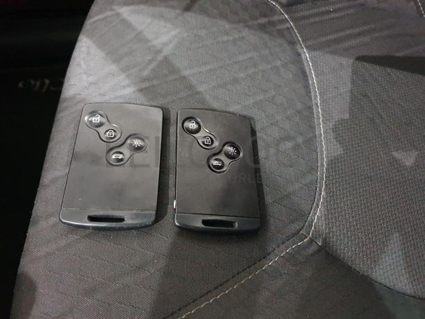 Renault Clio 1.5 DCI · Ano 2014