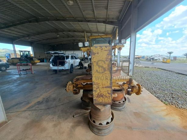 Niveladora Caterpillar 160H · Samba Caju