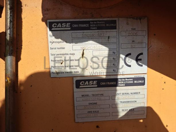 Retroescavadora Case 590R · Samba Caju