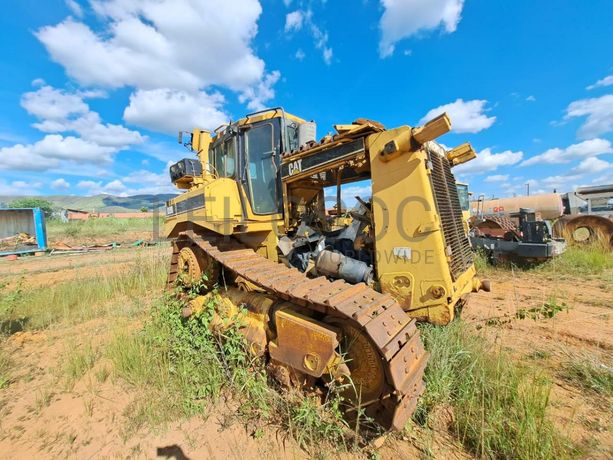 Buldózer Caterpillar D8R · Samba Caju