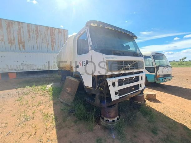 Camião Cisterna Volvo FM 400 · Samba Caju
