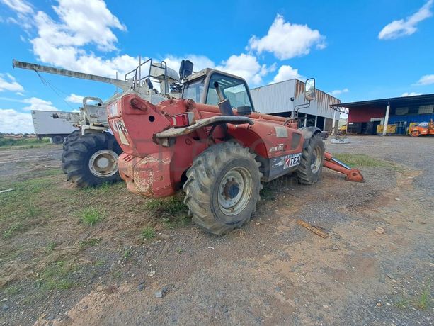 Empilhador Telescópico Manitou MT1740 · Samba Caju