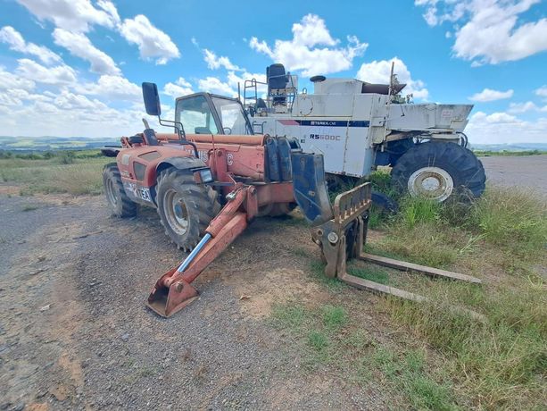 Empilhador Telescópico Manitou MT1740 · Samba Caju