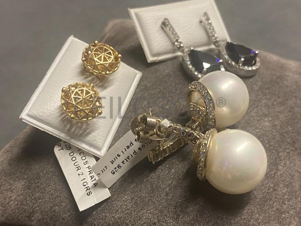 Brincos em prata e outros materiais