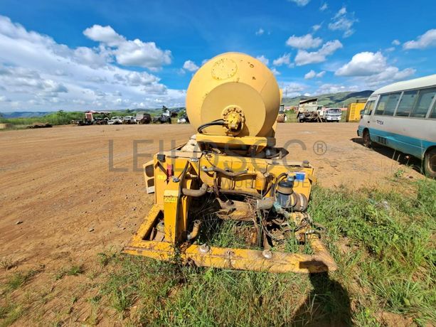 Autobetoneira autocarregante (4X4) Carmix ONE 2.3 · Samba Caju