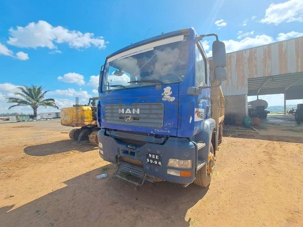 Camião basculante MAN TGA 41400 · Samba Caju
