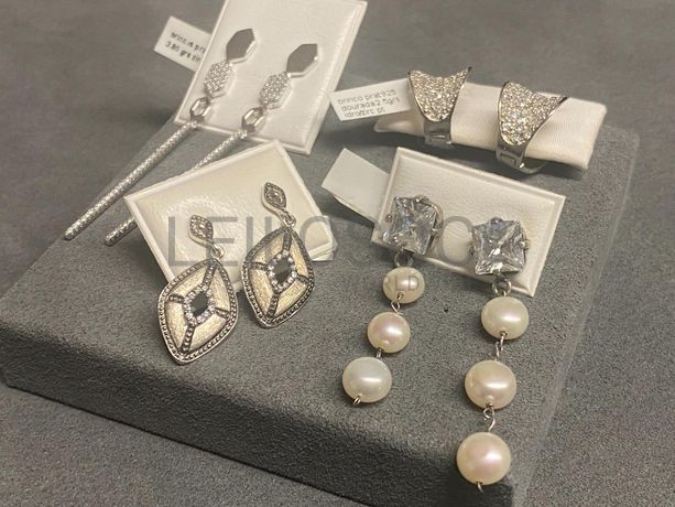 Brincos em prata e outros materiais