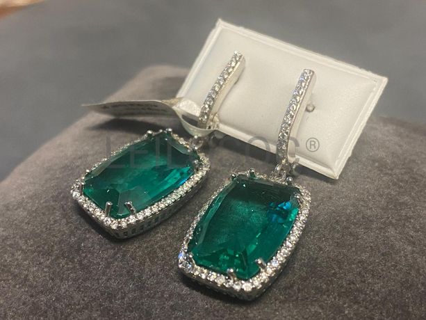 Brincos em prata e outros materiais