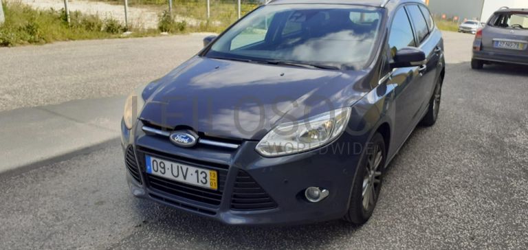 Ford Focus 1.6 TDCI · Ano 2013