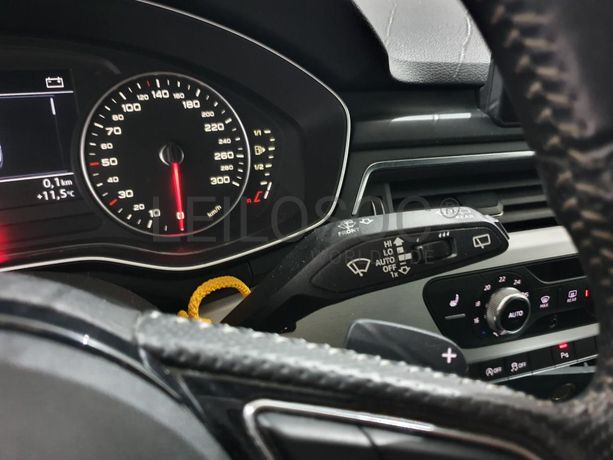 Audi A 4 2.0 TDI · Ano 2016