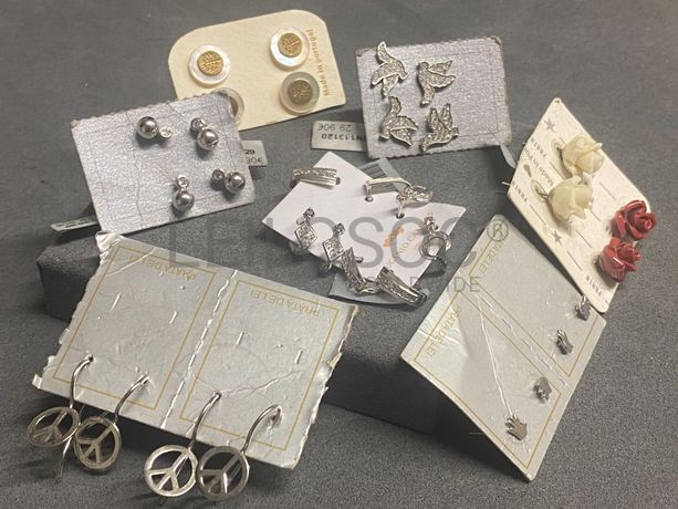 Brincos em prata e outros materiais