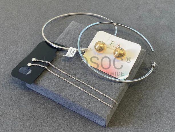 Brincos em prata e outros materiais