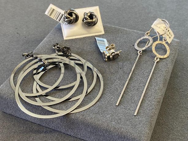 Brincos em prata e outros materiais