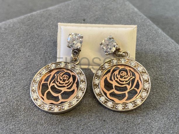 Brincos em prata e outros materiais