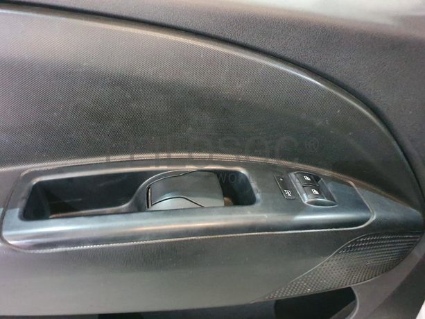 Opel Combo 1.6 CDTI · Ano 2017