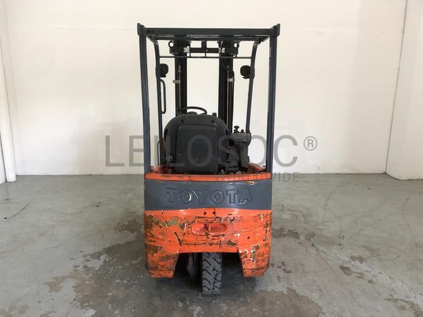 Empilhador Toyota 7FBEST15