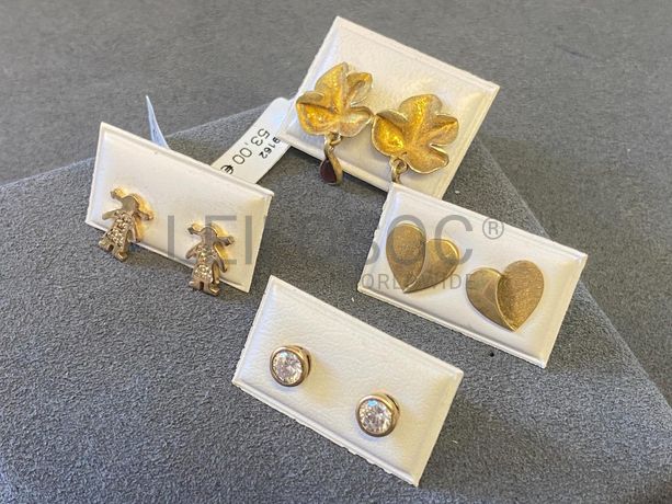 Brincos em prata e outros materiais