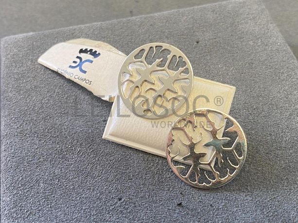 Brincos em prata e outros materiais