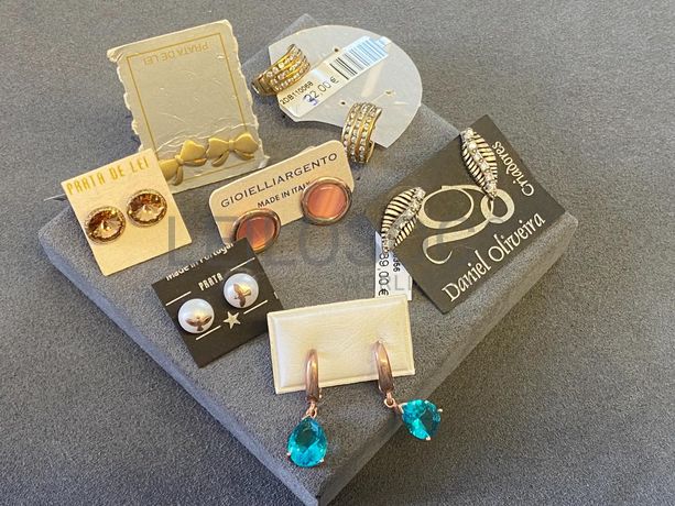 Brincos em prata e outros materiais