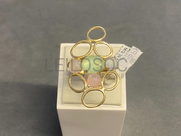 Anel em prata e outros materiais