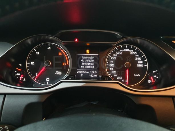 Audi A4 2.0TDI · Ano 2013