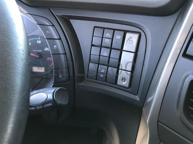 Iveco Stralis XP460 · Ano 2015