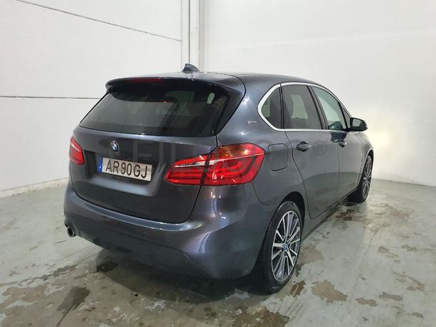 BMW Série 2 i 1.5 Active Tourer · Híbrido · Ano 2019