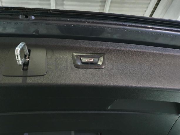 BMW Série 2 i 1.5 Active Tourer · Híbrido · Ano 2019