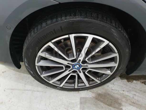BMW Série 2 i 1.5 Active Tourer · Híbrido · Ano 2019