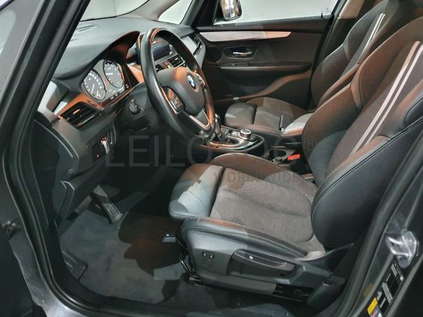 BMW Série 2 i 1.5 Active Tourer · Híbrido · Ano 2019