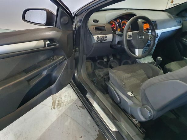 Opel Astra 1.3CDTI · Ano 2008