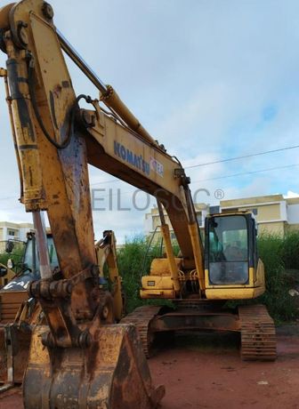 Escavadora de rastos Komatsu PC220 -7 · Samba Caju