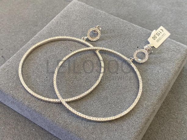 Brincos em prata e outros materiais