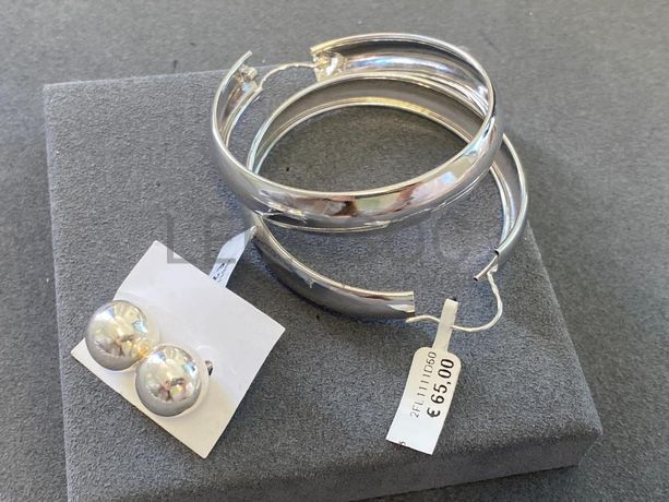 Brincos em prata e outros materiais