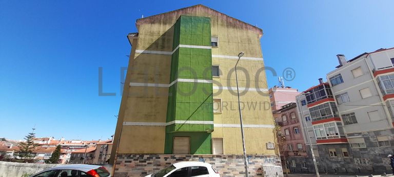 Apartamento T2 · Sintra