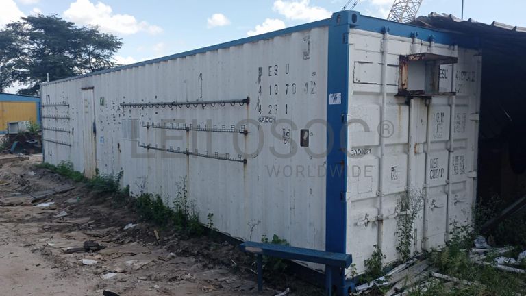 Diversos + Diversos + Diversos + Contentor 40P ·