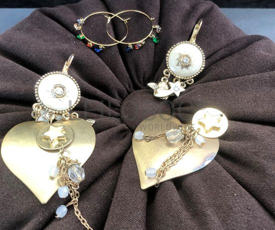 Brincos em prata e outros materiais