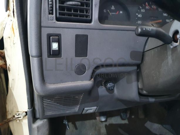 Toyota Hilux 2.4D · Ano 1990