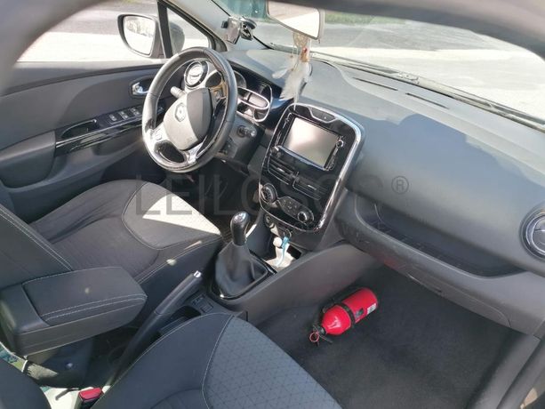 Renault Clio 1.5 DCI · Ano 2014