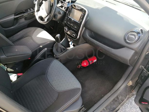 Renault Clio 1.5 DCI · Ano 2014