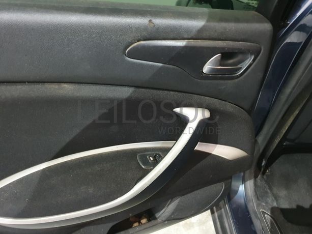 Citroën C5 1.6 HDI · Ano 2012