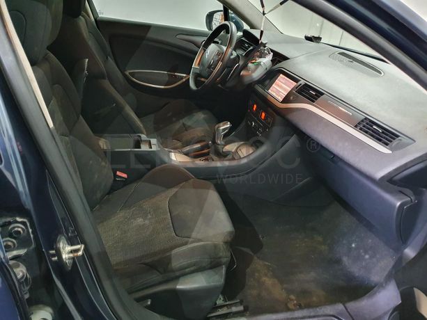 Citroën C5 1.6 HDI · Ano 2012