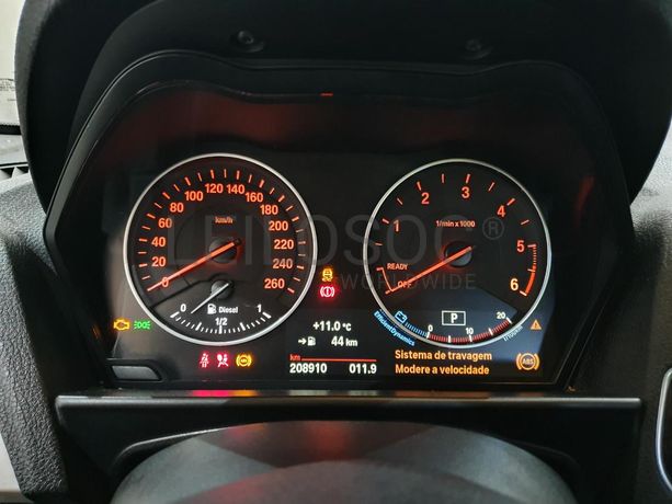 BMW 116D · Ano 2015