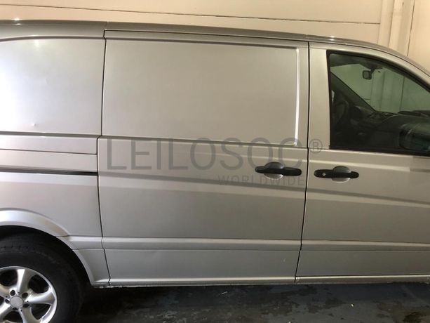 Mercedes-Benz Vito · Ano 2005