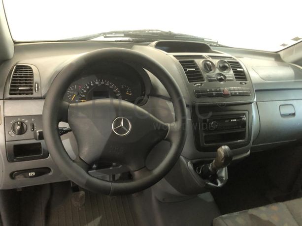 Mercedes-Benz Vito · Ano 2005