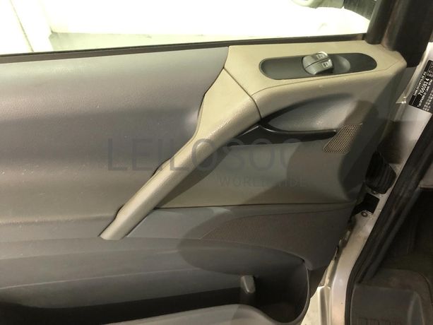 Mercedes-Benz Vito · Ano 2005