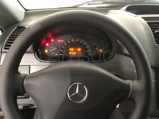 Mercedes-Benz Vito · Ano 2005