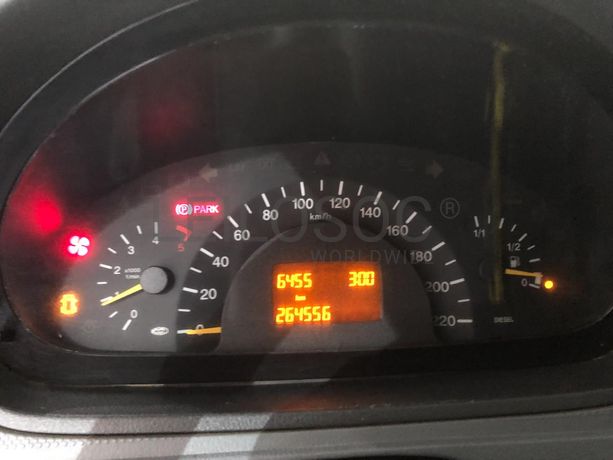 Mercedes-Benz Vito · Ano 2005